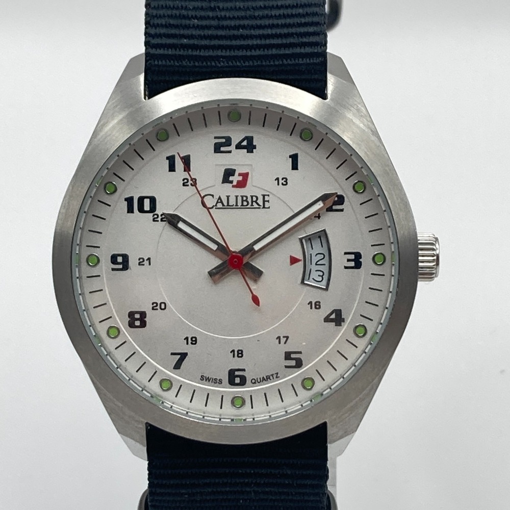 Calibre Mens Watch 40mm Swiss Silver Tone Date Nylon Band WR 50M New Battery